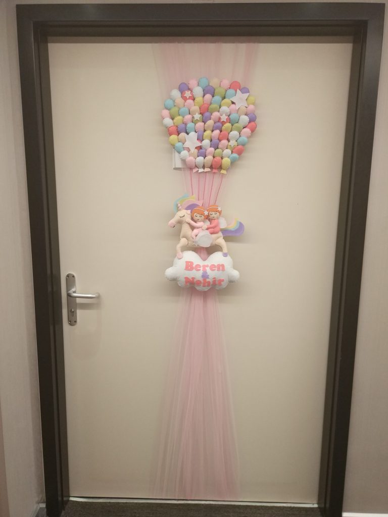 hastane odası kapı süsü yapımı unicorn
